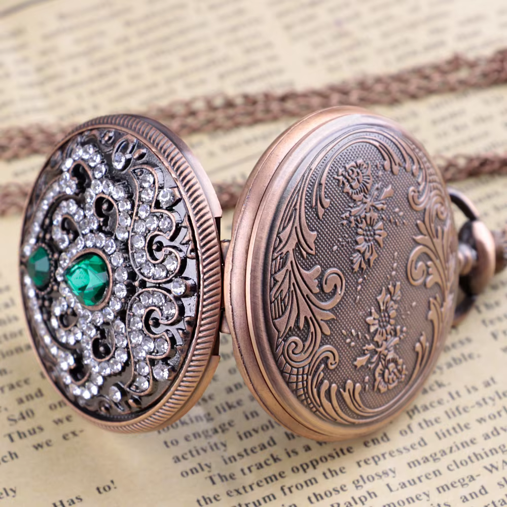 Fashion Exquisite Ladies Quartz Pocket Watch Personality Elegant Charm Retro Necklace Pendant with Chain Watch Gifts For Women