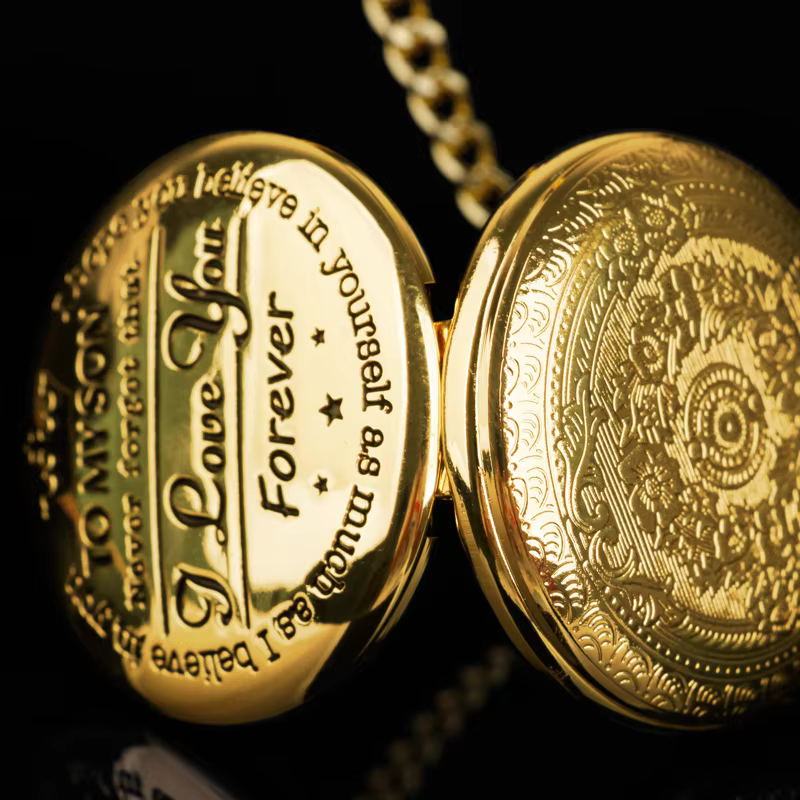 Luxury Golden Quartz Pocket Watch 