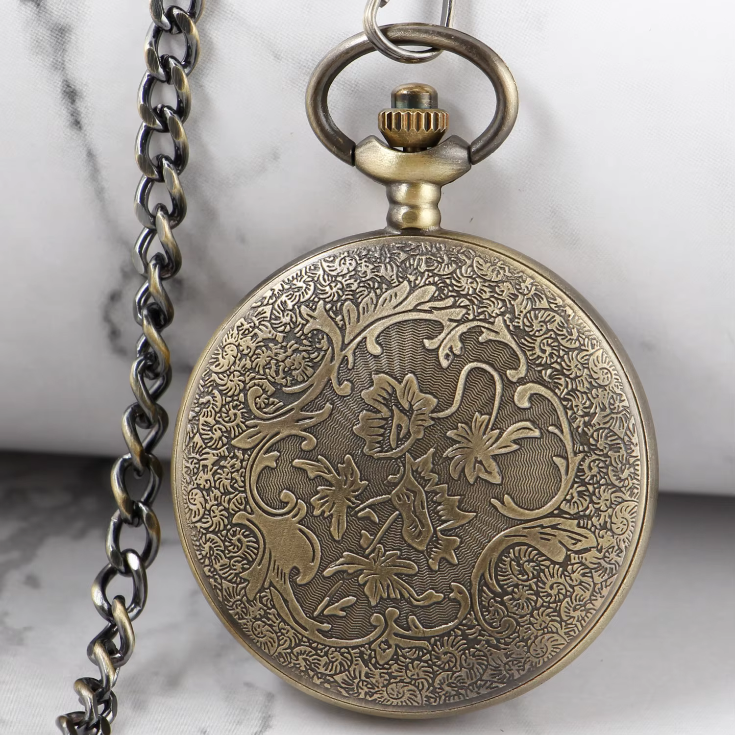 2023 New Casual Vintage Pocket Watch Elk Carved Men's Women Quartz Necklace Pendant Pocket FOB Watch Steampunk Gifts reloj