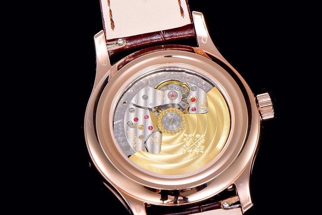 Patek Philippe Complicated Chronograph Series 5205R-001, Ivory Dial, 40mm size.