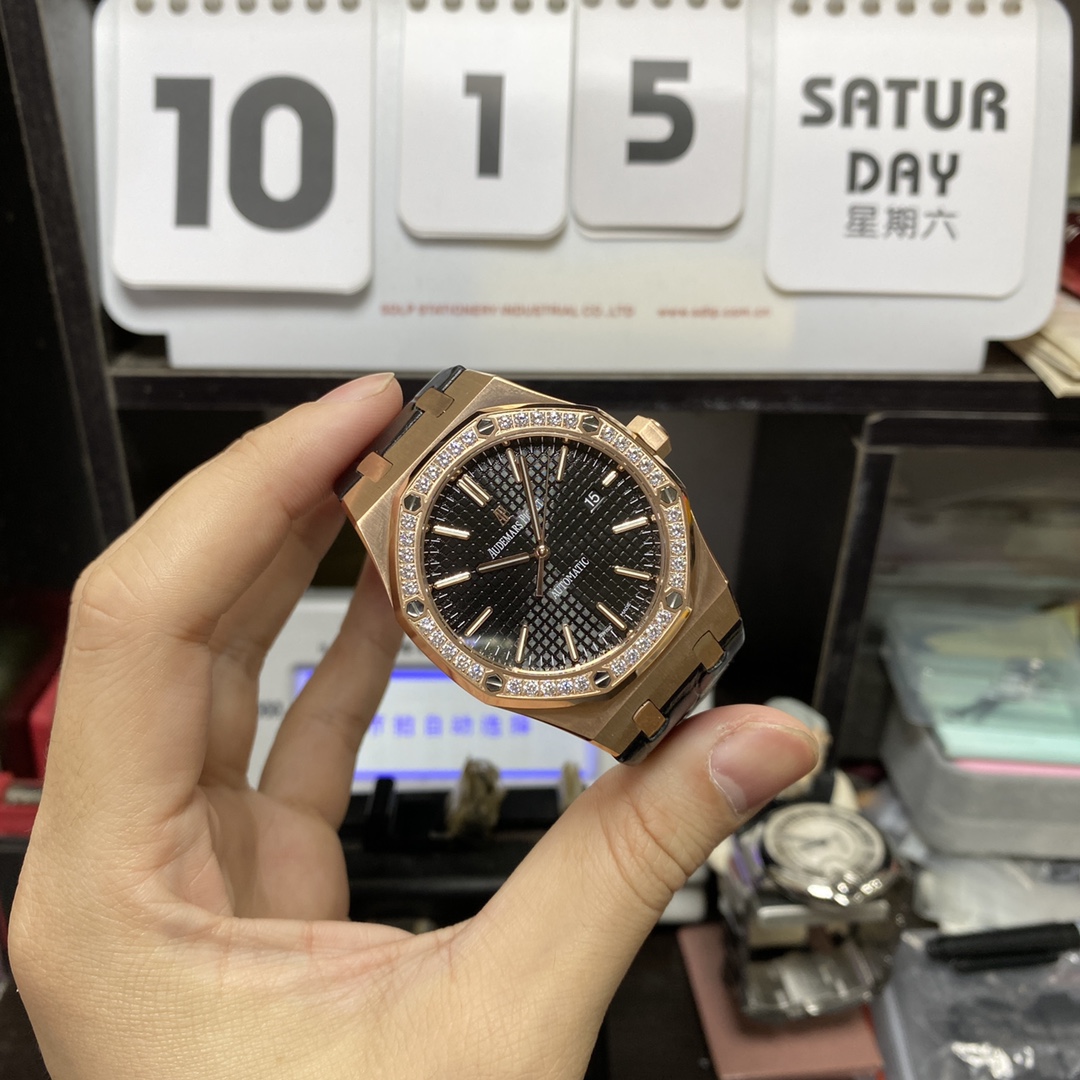 Audemars Piguet Royal Oak Offshore Series 15400 rose gold case full diamond 41mm size