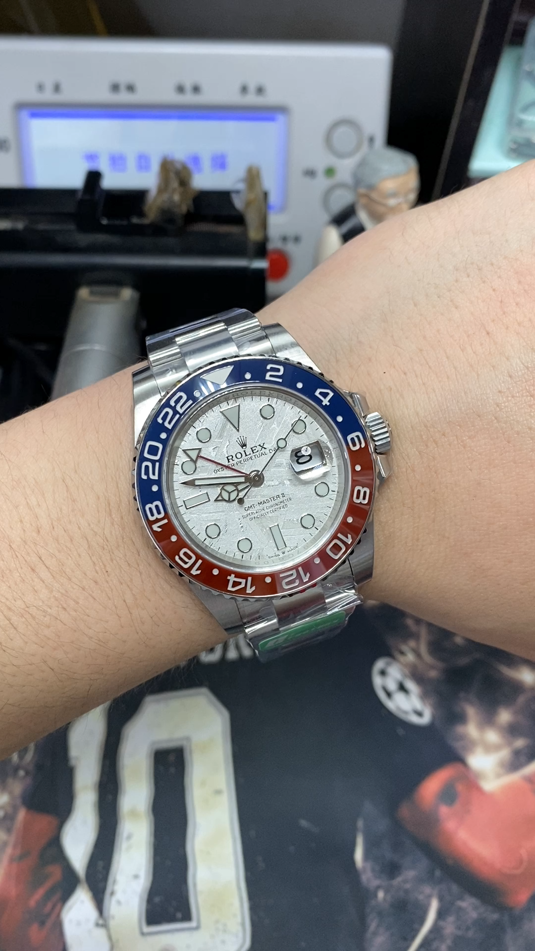 Rolex GMT-Master series m126719blro-0002, Meteorite Dial
