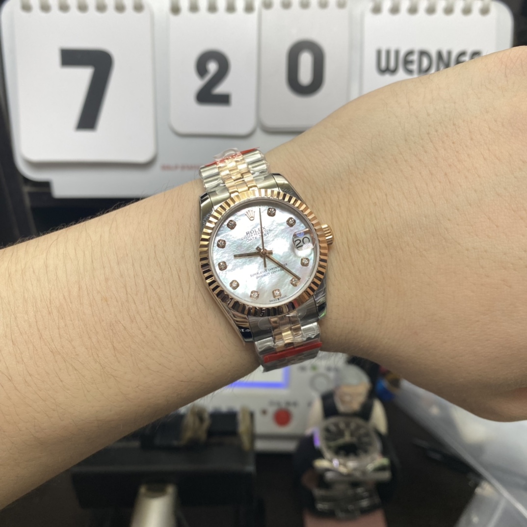 Rolex Datejust series m278273-0028, Two-Tone Gold Case with Mother-of-Pearl Dial, 31mm size.