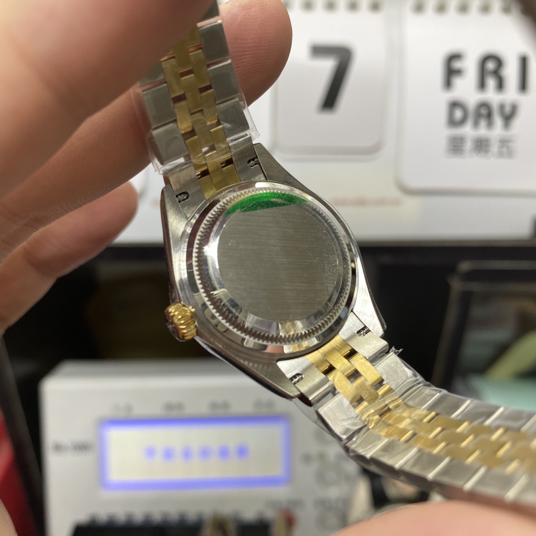 Rolex Datejust Series Intergold shell white square drill graduated, 28mm Size