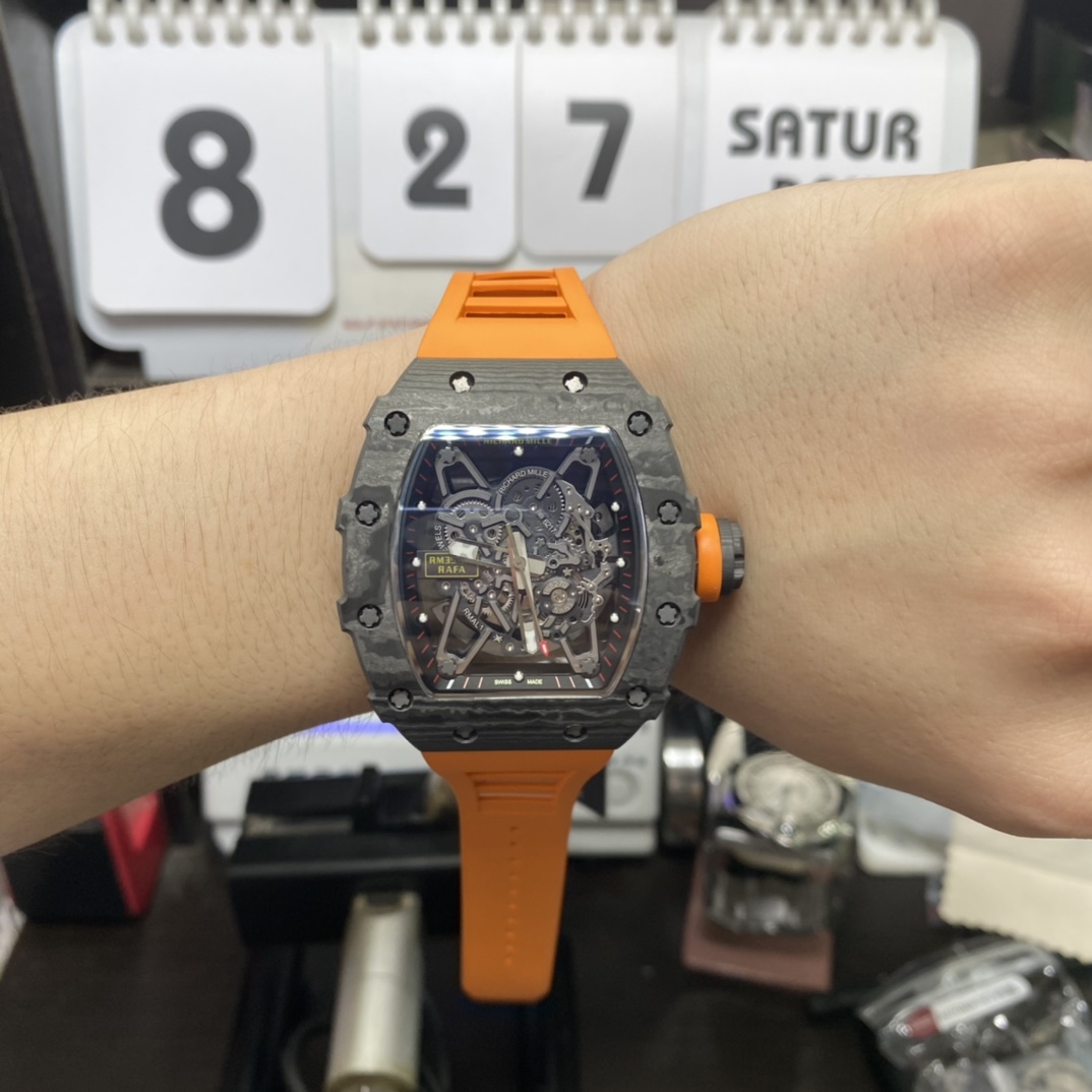 Richard Mille Men's Collection series RM35-02, Carbon Fiber Case, Malaysian Rubber Strap.