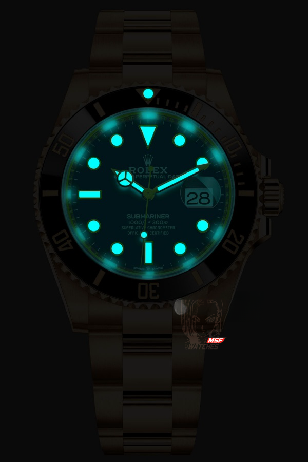 Rolex Submariner Series ALL 18K GOLD CASE Black DIAL DATE DIAL , 40mm size.