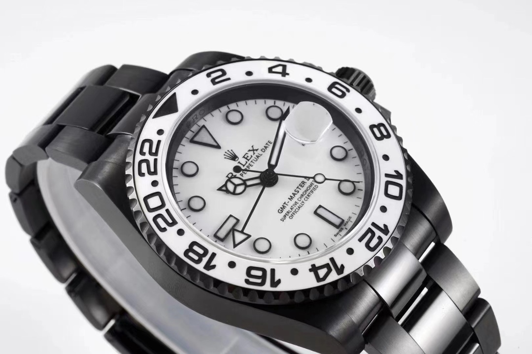 Rolex GMT-MASTER FULL CEREMIC  WHITE BEZEL, 40MM
