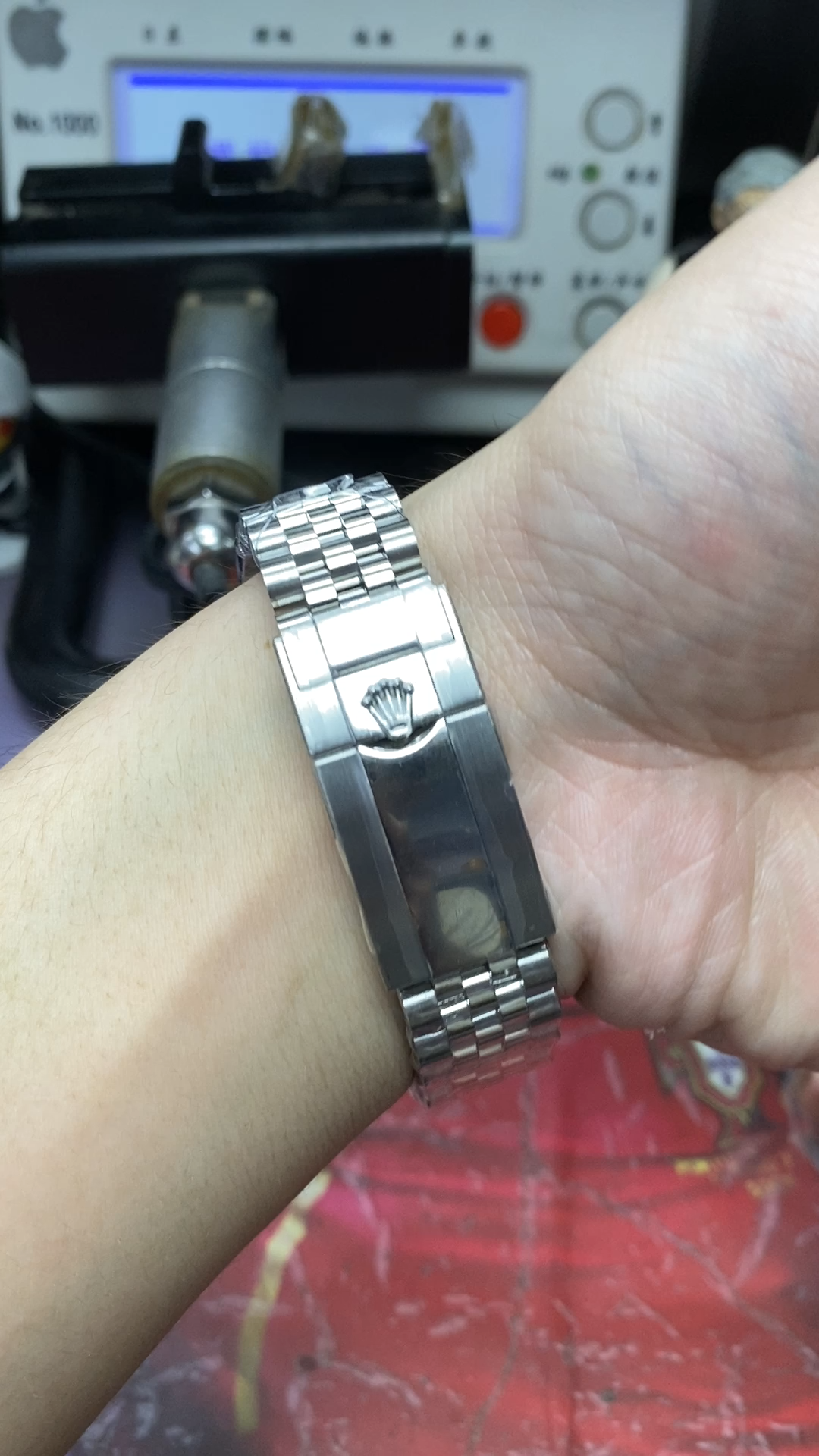 Rolex GMT-Master II Series watch model m126720vtnr-0002 (left-handed