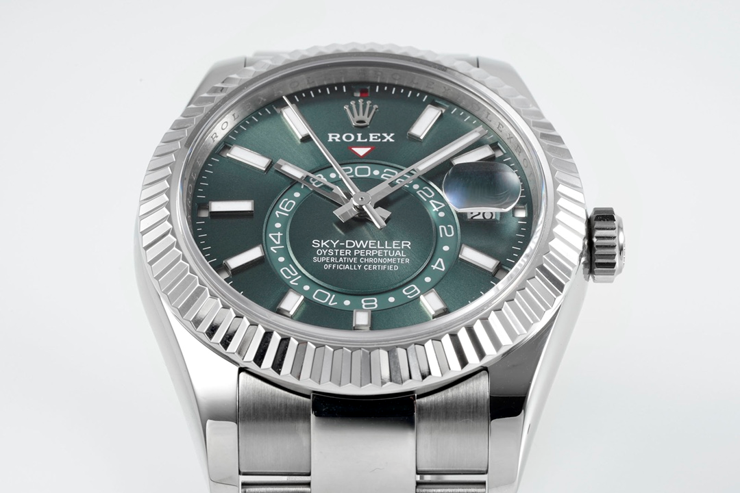Rolex SKY-DWELLER Series Watch Model M336934-0001 GREEN DAIL 2023 42mm