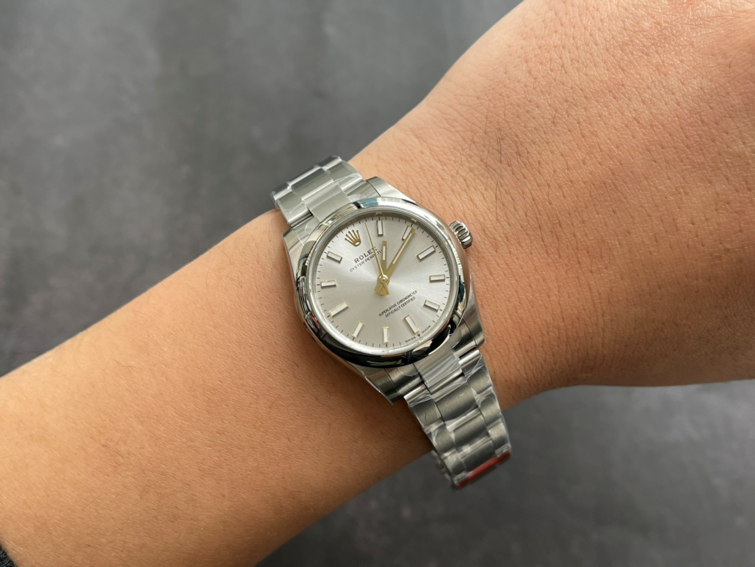 Rolex Oyster Perpetual Series m126000-0001 Watch31mm